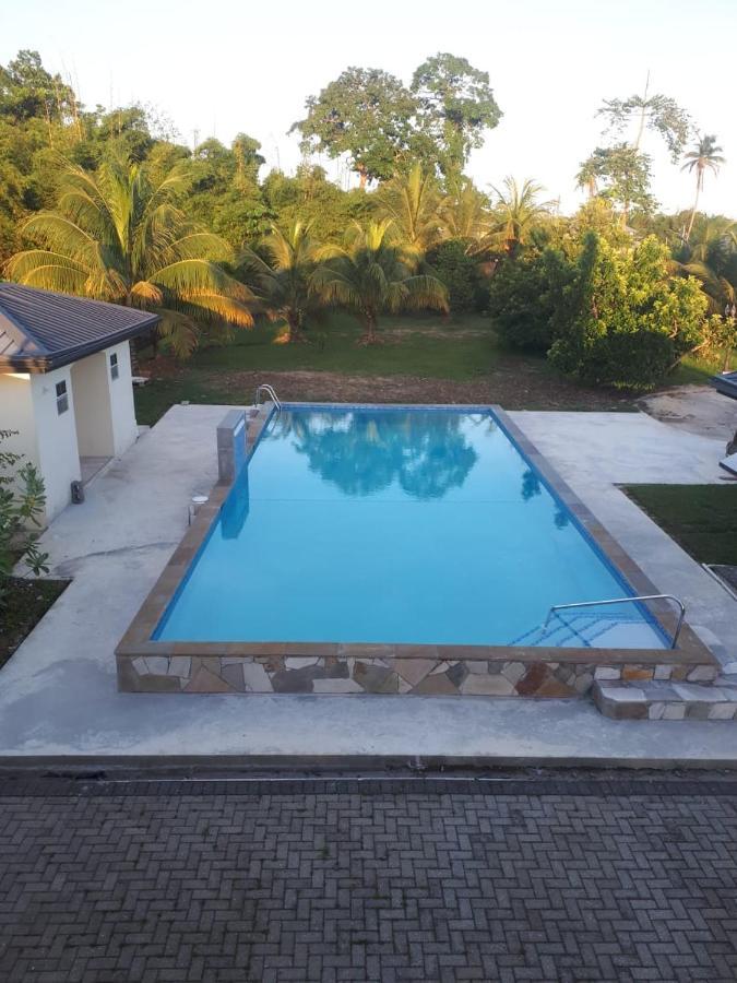 Piarco Village Suites מראה חיצוני תמונה