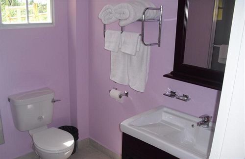 Piarco Village Suites מראה חיצוני תמונה