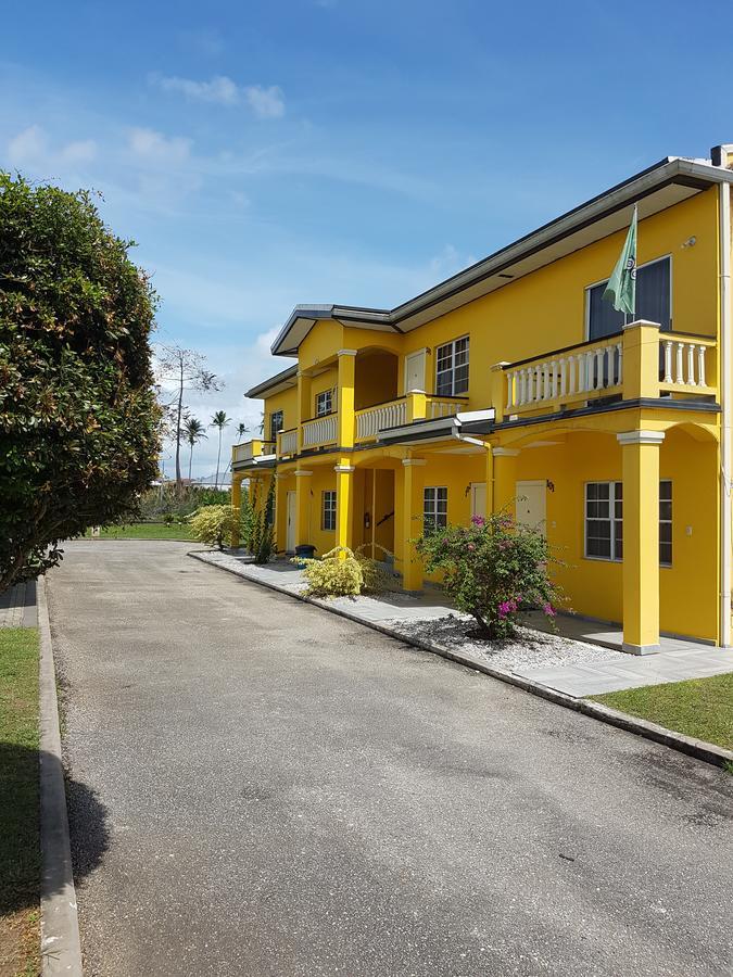 Piarco Village Suites מראה חיצוני תמונה