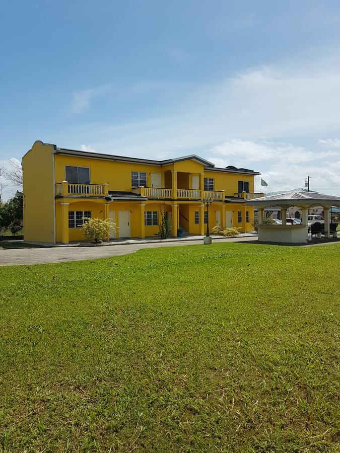 Piarco Village Suites מראה חיצוני תמונה