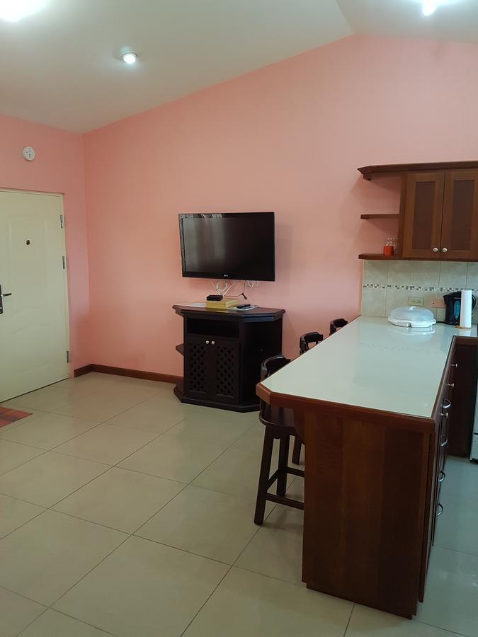 Piarco Village Suites מראה חיצוני תמונה