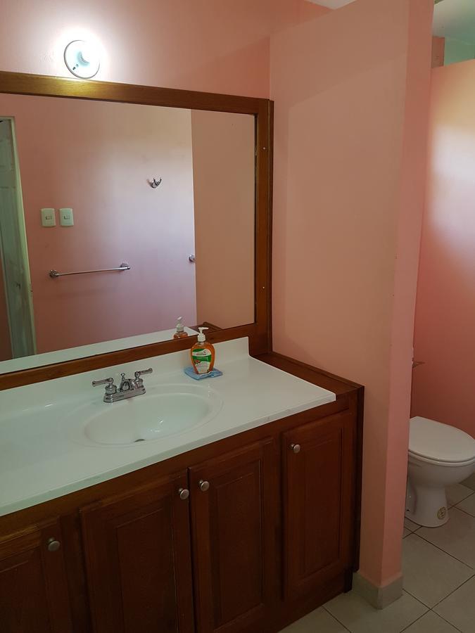 Piarco Village Suites מראה חיצוני תמונה
